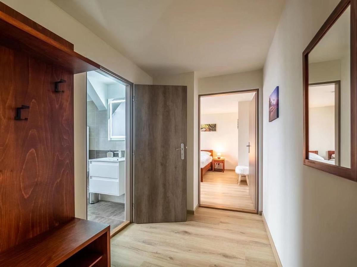 Apartment Jinghu Глубока-над-Влтавою Екстер'єр фото
