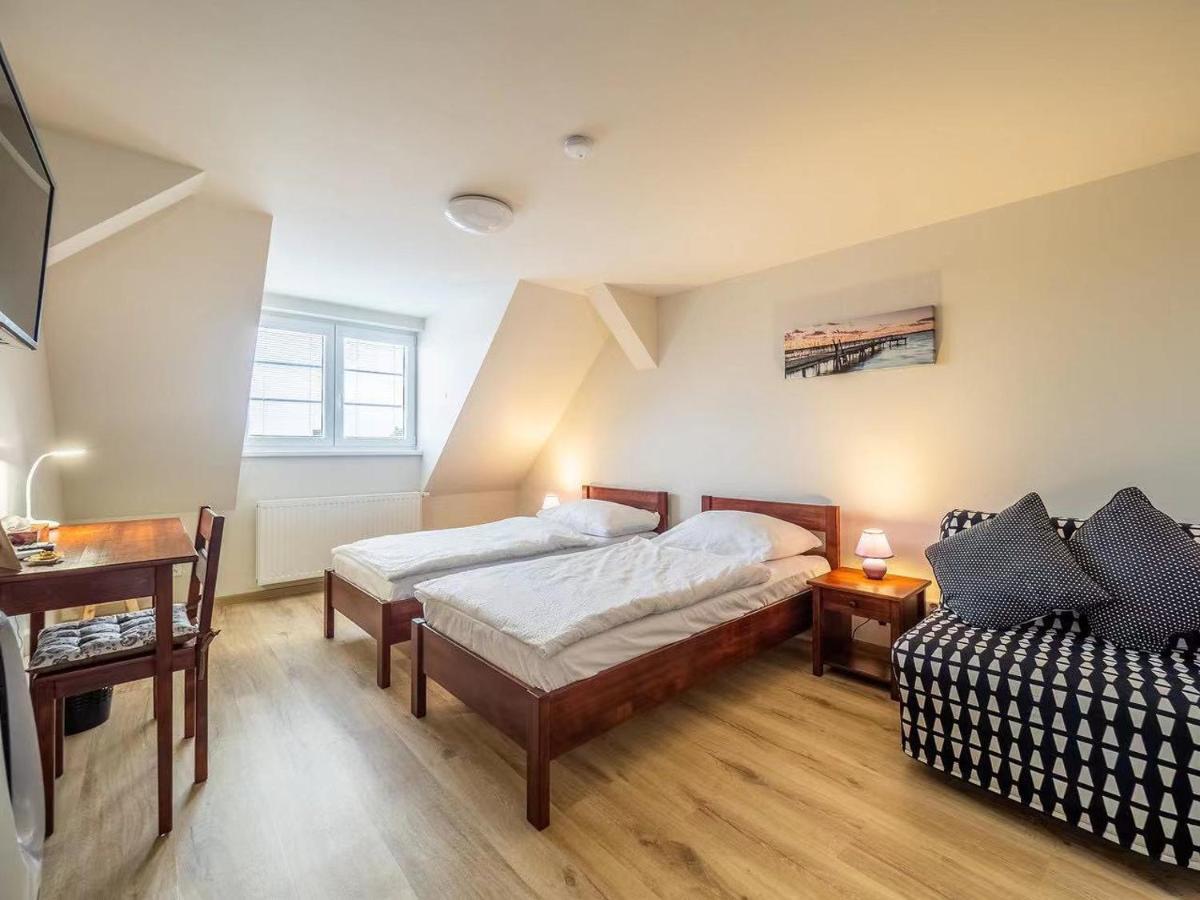 Apartment Jinghu Глубока-над-Влтавою Екстер'єр фото